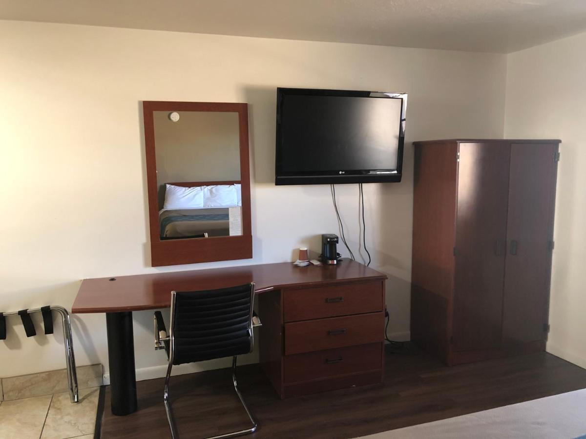 Ameri-Stay Inn & Suites Клирфилд Экстерьер фото