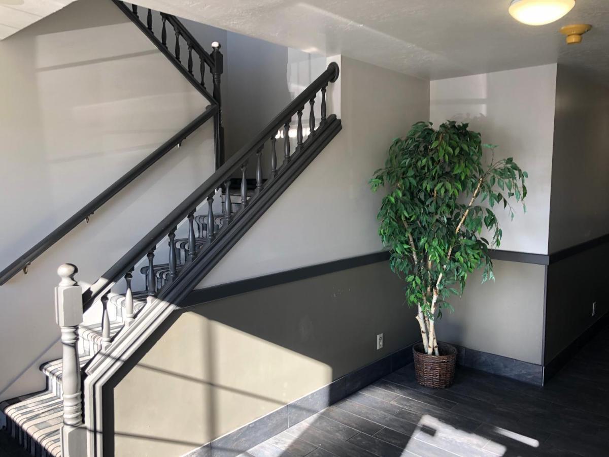Ameri-Stay Inn & Suites Клирфилд Экстерьер фото